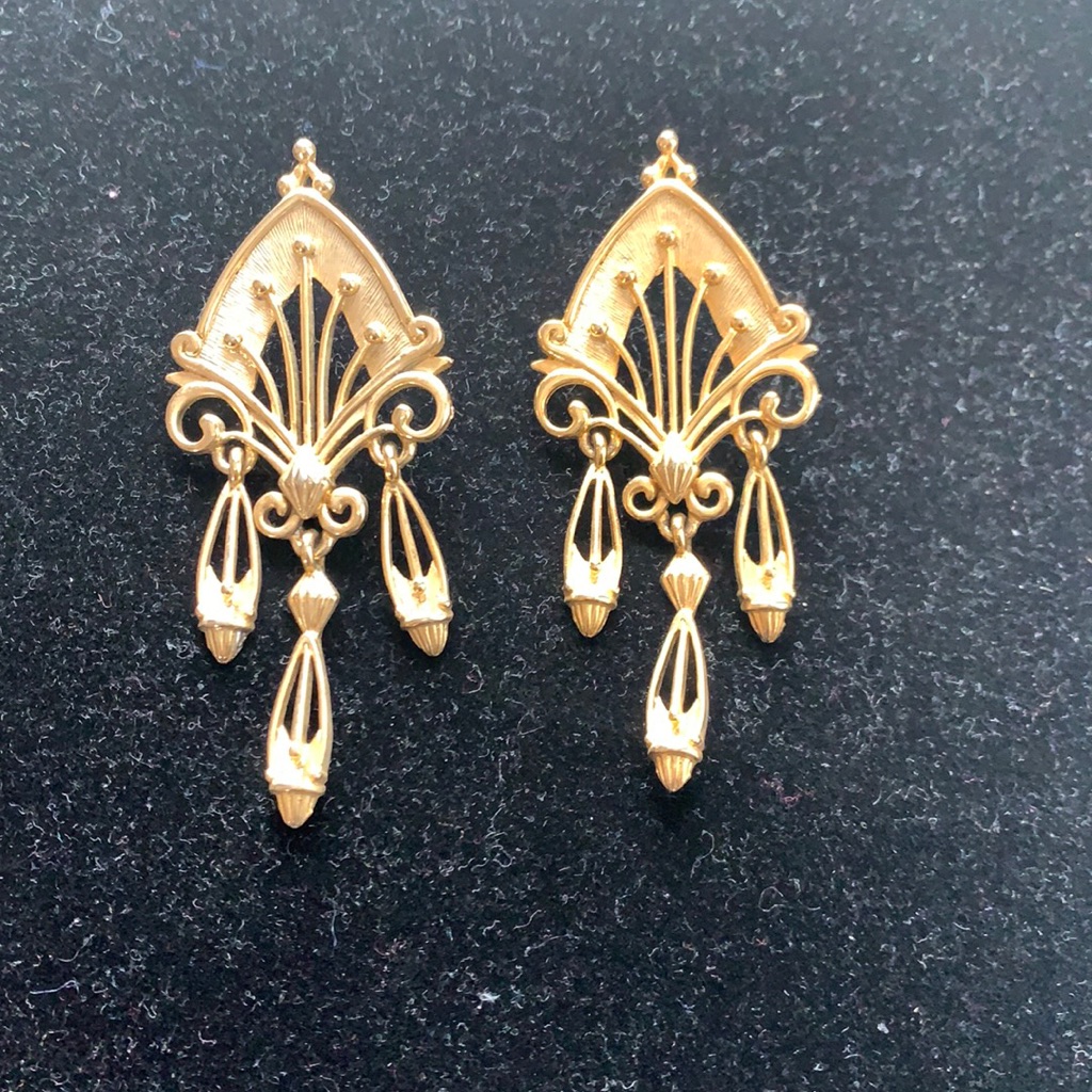 Vintage Jonette Jewelry Jj Dangle Pierced Earrings